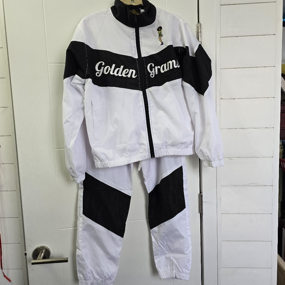 NWT Golden Grams track set